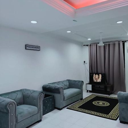 Naurah Homestay Sungai Petani Exterior foto